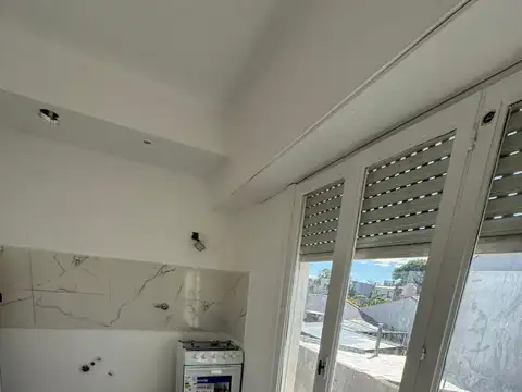 Depto Tipo Casa en Venta al Este