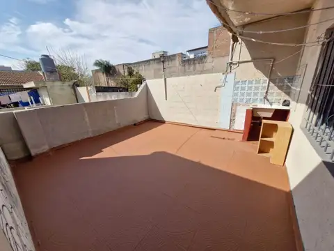 Depto Tipo Casa en Venta 45 años