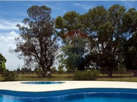 Terreno en Venta de 1079,0 m2