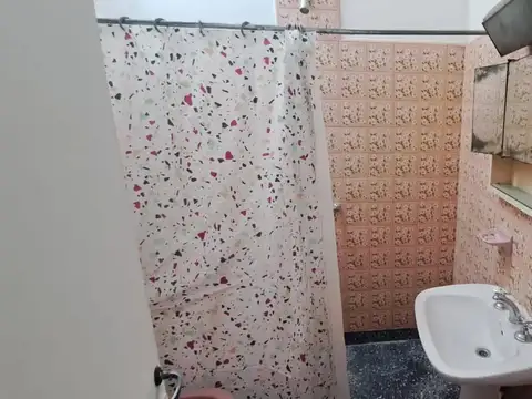 Departamento tipo casa en alquiler en Tablada