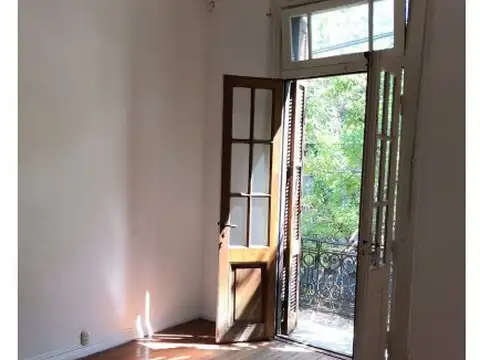 San Luis al 2200 (Casa en PA de 4 dormitorios C/Terraza)