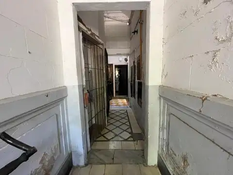 Depto Tipo Casa en Venta 80 años