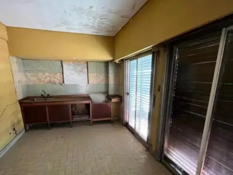 Casa en Venta en Rafael Calzada, USD 140.000