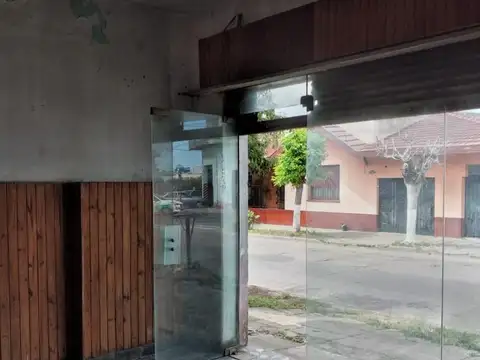 ALQUILER LOCAL /DEPOSITO EN ISIDRO CASANOVA