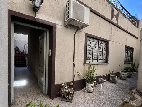 VENTA PH 4 AMBIENTES EN LOMAS DEL MIRADOR