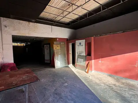 Local en Alquiler en Bernal Oeste, $ 1.500.000