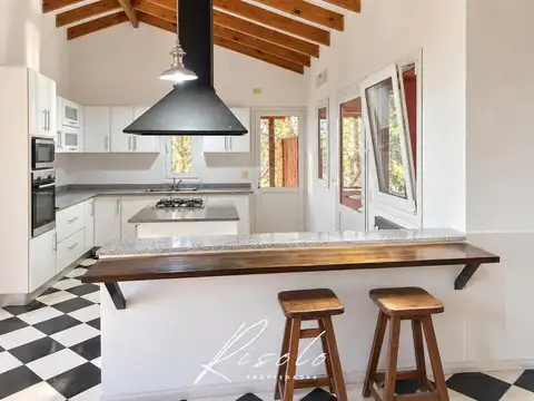 Casa en Alquiler de 3 dormitorios
