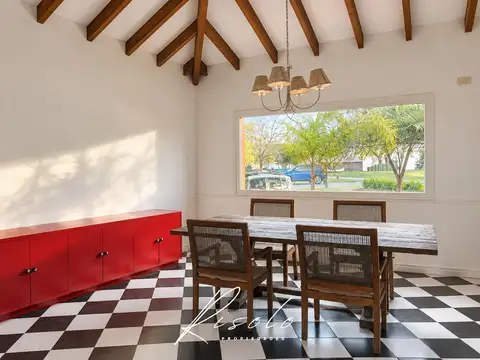 Divina Casa en Santa Clara - Villanueva - 3 dorm. y pileta