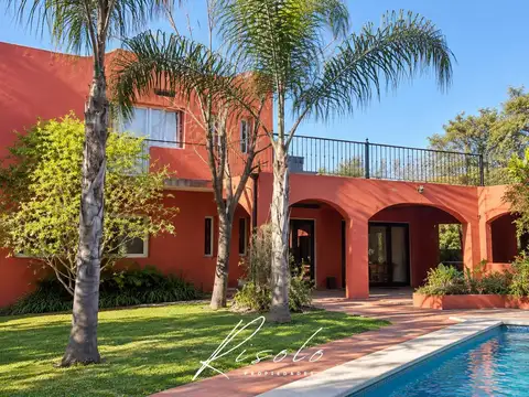 Divina Casa en Santa Clara - Villanueva - 3 dorm. y pileta