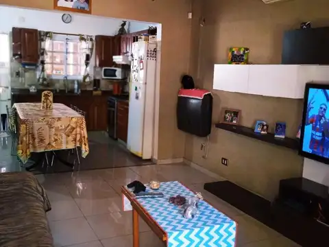 Casa en Venta en Berazategui, USD 100.000