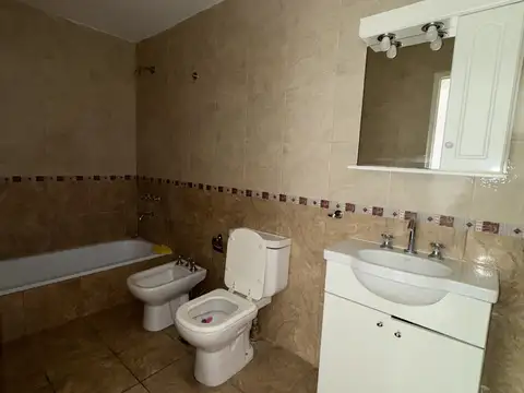 DEPARTAMENTO DE 2 AMBIENTES EN ALQUILER