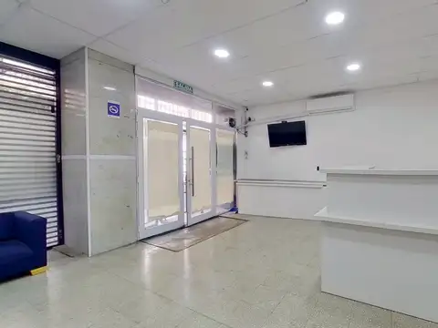 Av Brasil 900, Piso PB