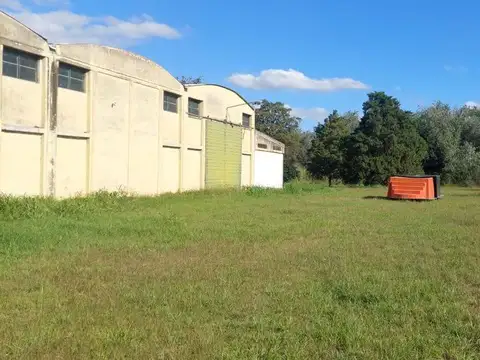 Alcira Arias s/n 100