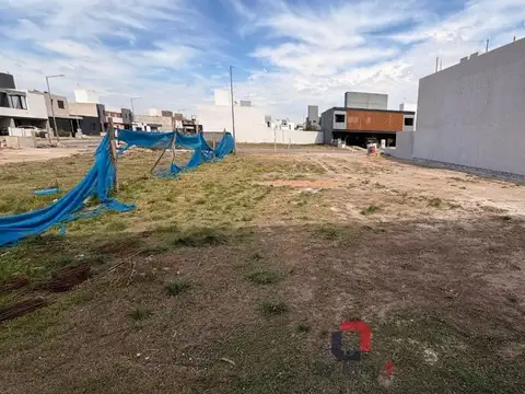 Lote Colinas de Manantiales