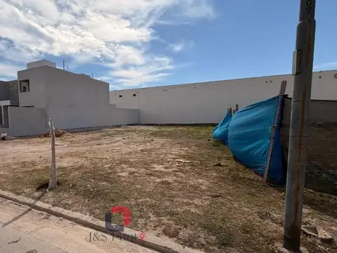 Terreno en Venta en Colinas De Manantiales, USD 91.400