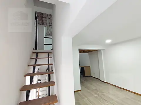 Depto Tipo Casa en Venta de 4 dormitorios