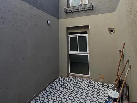 Depto Tipo Casa en Venta en Caballito, USD 178.000
