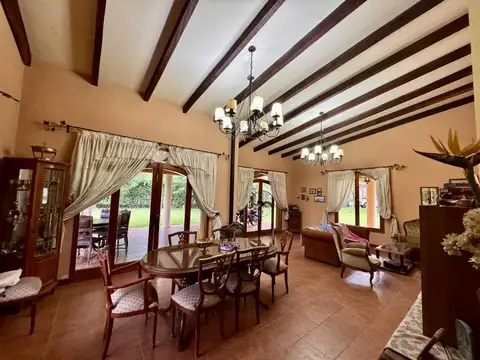 Casa en Venta de 5 dormitorios