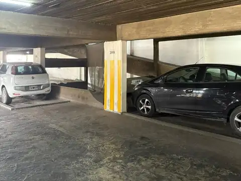 COCHERA EN VENTA CENTRO