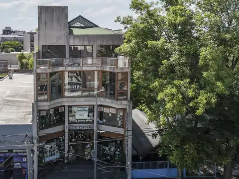 Local en Venta en Ciudad De Tigre, USD 1.100.000