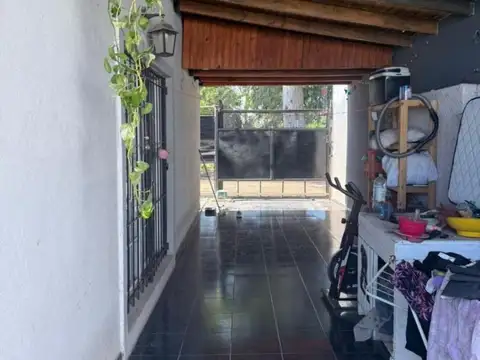 Casa en Venta en Gonzalez Catan, USD 40.000