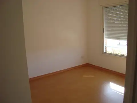 Oficina 2 ambientes con 1 baño