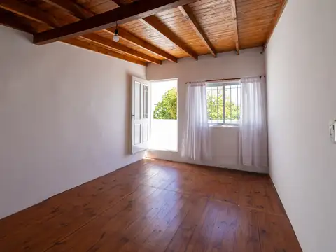 Depto Tipo Casa 3 ambientes con 1 baño