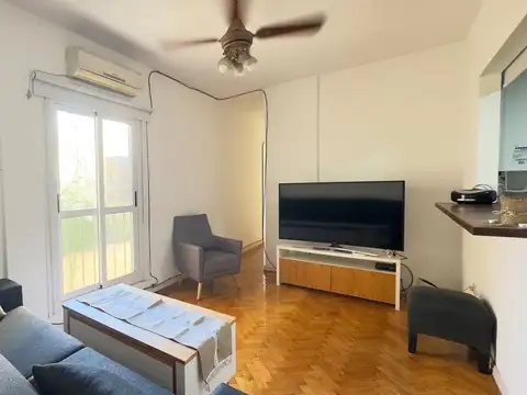 FLORESTA ALQUILER 2 AMB CON BAÑO Y COCINA A NUEVO