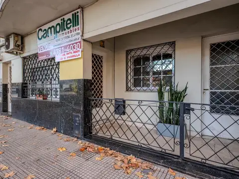 PH FRENTE CON ENTRADA INDEPENDIENTE - PATIO CON PARRILLA - 4 AMBIENTES - SIN EXPENSAS