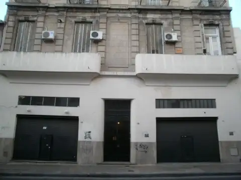 Departamento de dos ambientes.-