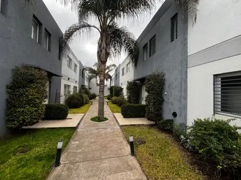 Dúplex en venta | Ituzaingó Norte | A metros de la estación de San Antonio de Padua | Apto Crédito