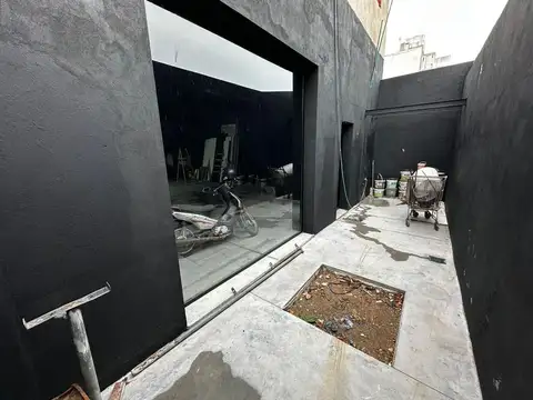 Local en Venta en Barrio Libertad, USD 169.000