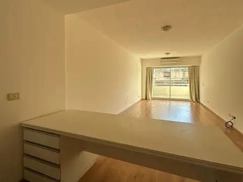 Departamento en Alquiler en Balvanera, $ 450.000