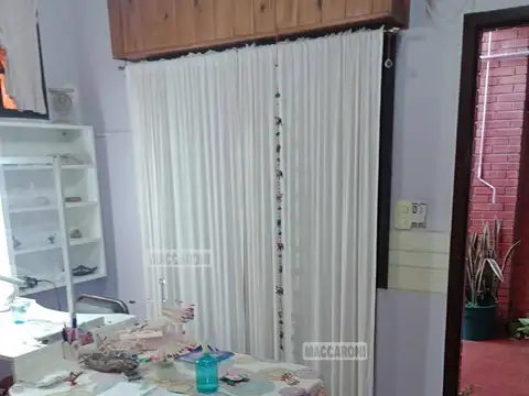 Depto Tipo Casa en Venta en Mataderos, USD 143.000