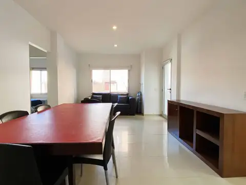 Departamento en Alquiler Temporal con 1 cochera