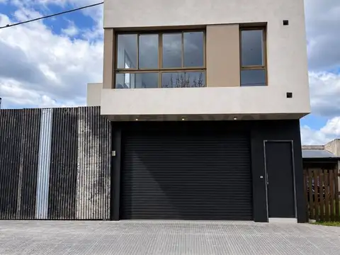 485 133 y 134 OPORTUNIDAD INVERSION LOCAL + GALPON + DEPARTAMENTO EN VENTA EN CONSTRUCCION GORINA