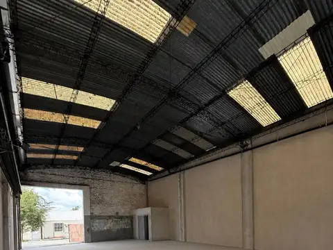 485 133 y 134 OPORTUNIDAD INVERSION LOCAL + GALPON + DEPARTAMENTO EN VENTA EN CO