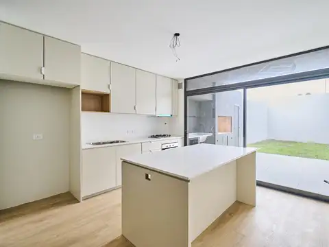 Venta dúplex a estrenar 4 ambientes con jardín, parrilla y cochera en Olivos con financiacion