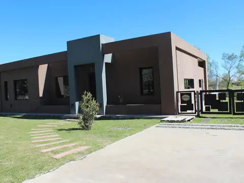 Club de campo medal lote 153