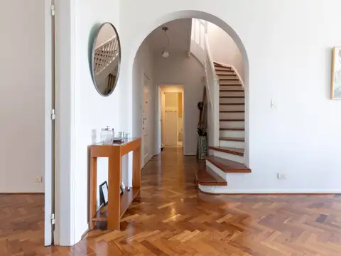 Departamento 7 ambientes con 3 baños