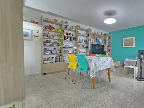 Gutenberg 3200, Piso 1