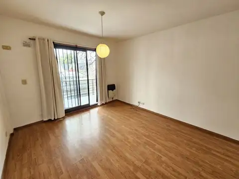 Superí 2500, Piso 2