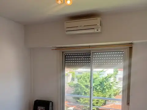 Departamento en Alquiler en Carapachay, $ 700.000