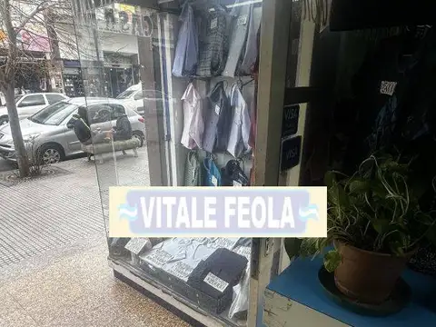 VENTA DE LOCAL EN LINIERS EXCELENTE UBICACIÓN