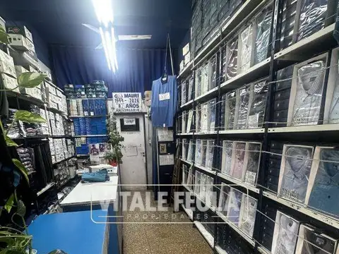 VENTA DE LOCAL EN LINIERS EXCELENTE UBICACIÓN