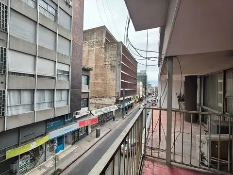 Oficina Comercial en venta o alquiler en Centro