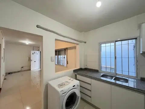 Depto Tipo Casa en Venta en Villa Ballester, USD 60.000