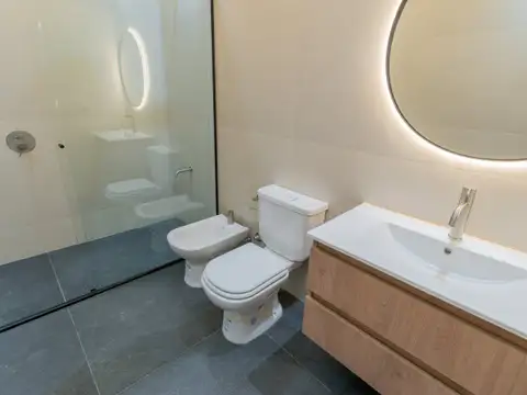 Depto Tipo Casa 4 ambientes con 2 baños