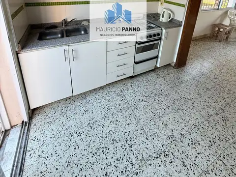Avellaneda 300, Capitan