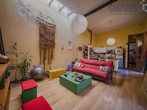 Depto Tipo Casa en Venta 60 años